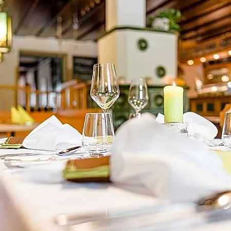 Herbst Hotel 3*