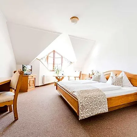 Herbst Hotel 3*